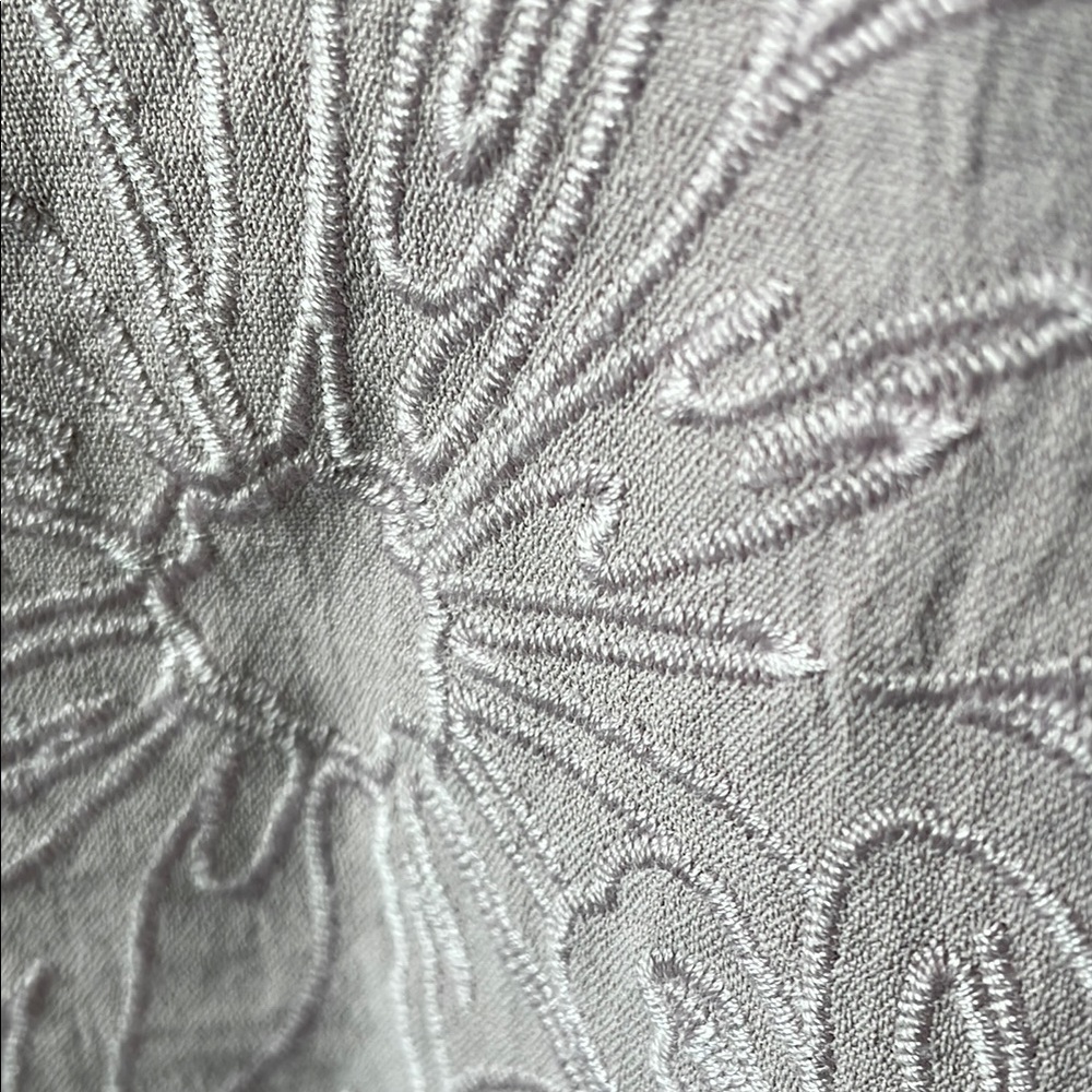 NWOT Adrianna Papell Soft Pink/Lavender Embroidered Floral Top Size S - Picture 12 of 15